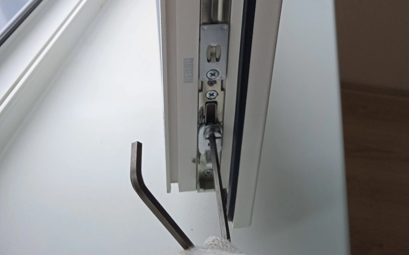 window adjustment
